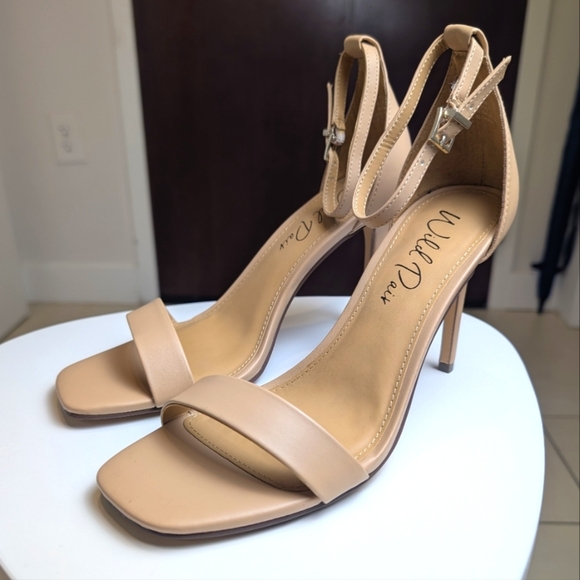 Nude Square Toe Ankle Strap Heels 9 - Picture 6 of 8